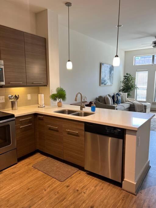 Lovely 1 Bedroom Apt Midtown Htx 休斯敦 外观 照片